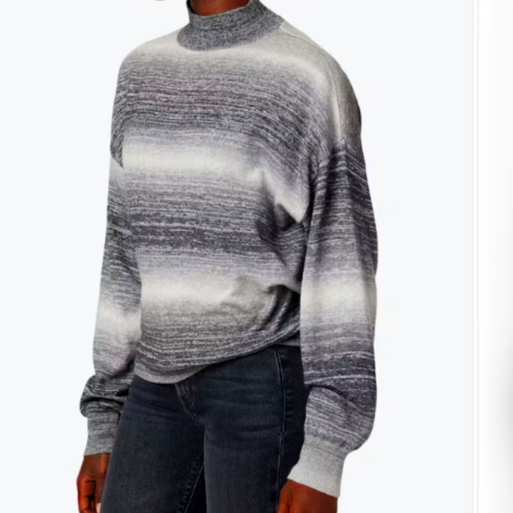 Hudson Jeans Mock Neck Sweater NWT - Picture 2 of 4